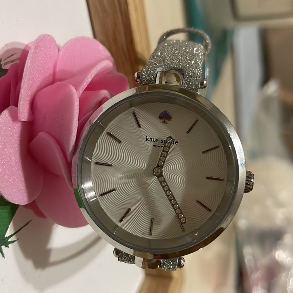 Kate Spade Watch ♠️♠️ - Picture 4 of 4